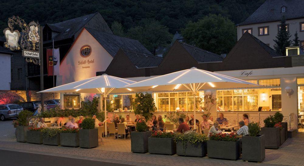 Schloss-Hotel Petry Treis-Karden Exterior photo